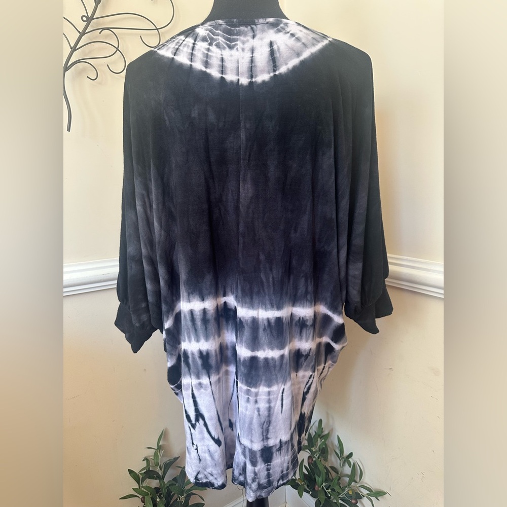 Urban X Black White Tie Dye Tunic Top Blouse Shirt Size Large - Picture 4 of 5